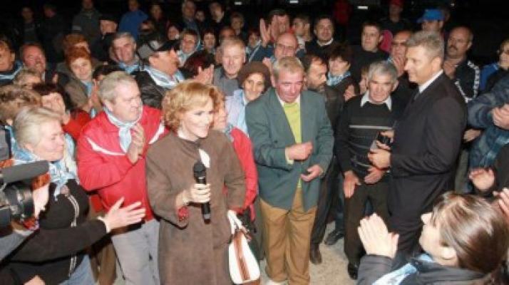 De la Antena lui Voiculescu, pregătită să candideze: Firea s-a înscris în PSD